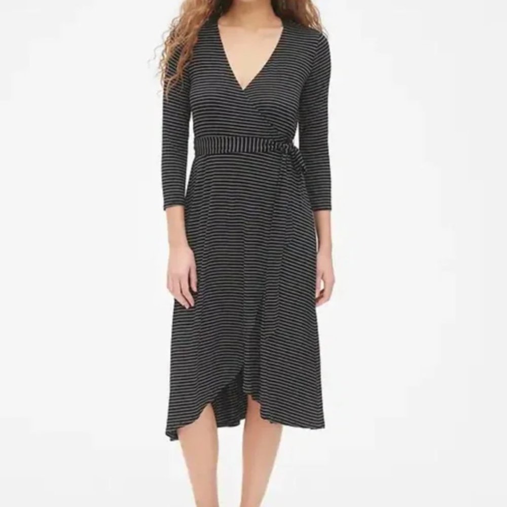 GAP True Wrap 3/4 Sleeve Black White Stripe Knit Midi Dress Sz Small NWT